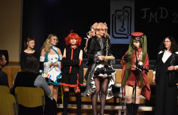 Visos mūzos JONAVAI! 