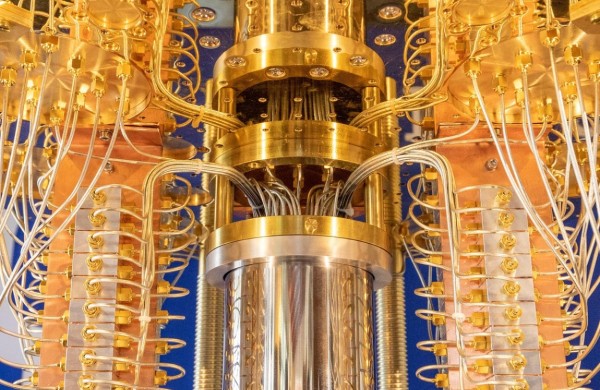 Jūsų butas gali atsidurti svetimose rankose, o gyventi galėtumėte 120 metų: kaip kvantiniai kompiuteriai keičia mūsų gyvenimą