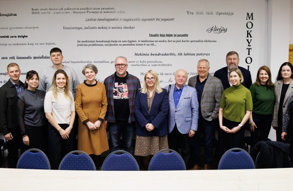 Jonavos verslas ir Jeronimo Ralio gimnazija jungia jėgas mokinių ateičiai kurti