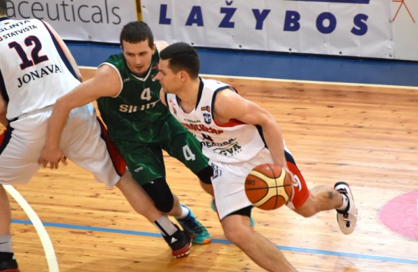 Tado Sebežiovo vedama „Petrochema-Dextera“ nukovė „Šilutę“