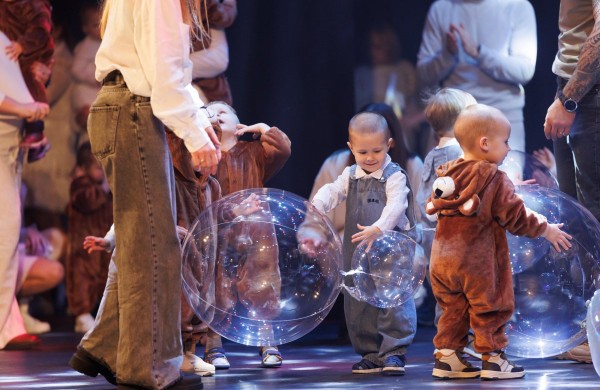 Jonavos kultūros centre – šilta „Lakštingalėlės“ Kalėdų šventė