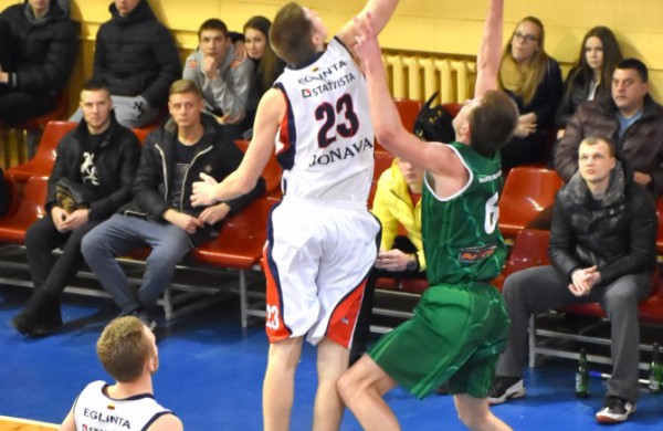 Tado Sebežiovo vedama „Petrochema-Dextera“ nukovė „Šilutę“