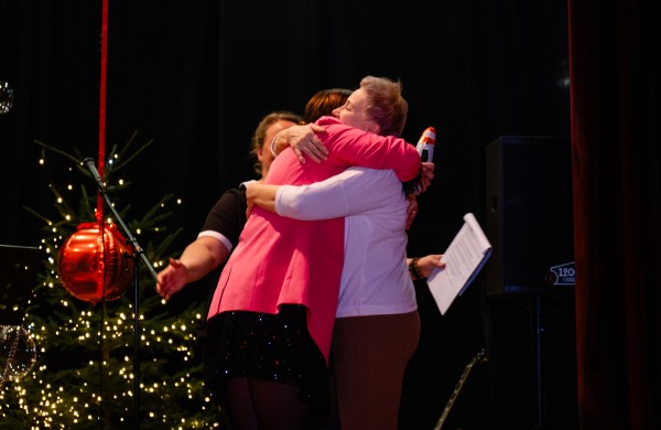 Užusalių bendruomenė jaukiai susibūrė tradiciniame padėkos vakare „Žiemos nakties gala – bliuzo ritmu 2025“