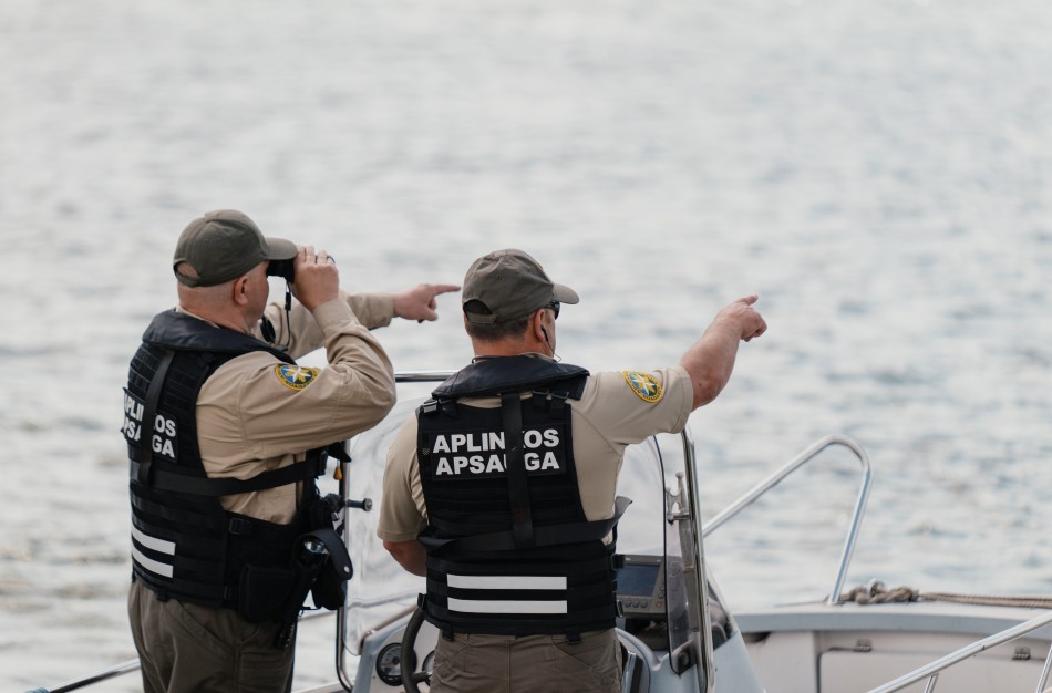 „Saugom lašišą“: šiurkščių pažeidimų mažėja, bet norinčiųjų neteisėtai gaudyti lašišas vis dar yra