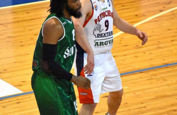 Tado Sebežiovo vedama „Petrochema-Dextera“ nukovė „Šilutę“