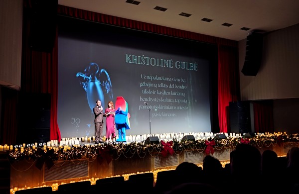 Jonavoje įteiktas garbingiausias miesto apdovanojimas: pirmą kartą – visai bendruomenei