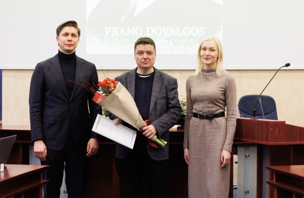 Prano Dovalgos premija šiemet skirta Ramūnui Čičeliui