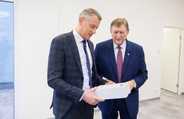 ESO baigia pirmąjį išmaniųjų skaitiklių diegimo etapą – 1,3 mln. skaitiklių padengia daugiau nei 90 proc. šalies suvartojimo 