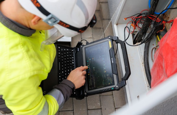 ESO baigia pirmąjį išmaniųjų skaitiklių diegimo etapą – 1,3 mln. skaitiklių padengia daugiau nei 90 proc. šalies suvartojimo 