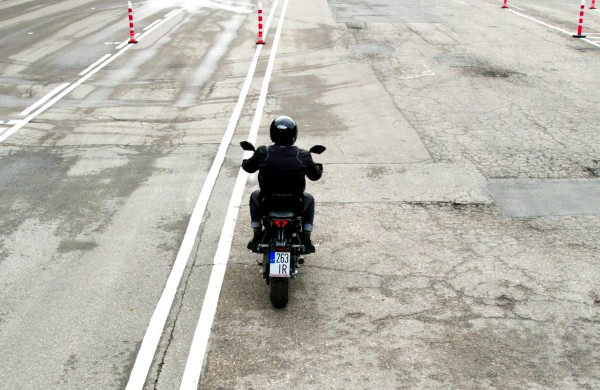 Girtas motociklininkas Jonavos rajone atsidūrė ligoninėje