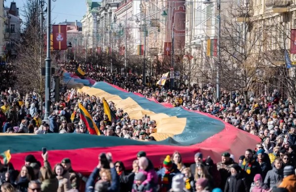 „Mobilizacijos mokyklos“ kursus baigė daugiau nei 132 tūkst. asmenų, dar beveik 13 tūkst. dalyvavo kontaktiniuose mokymuose