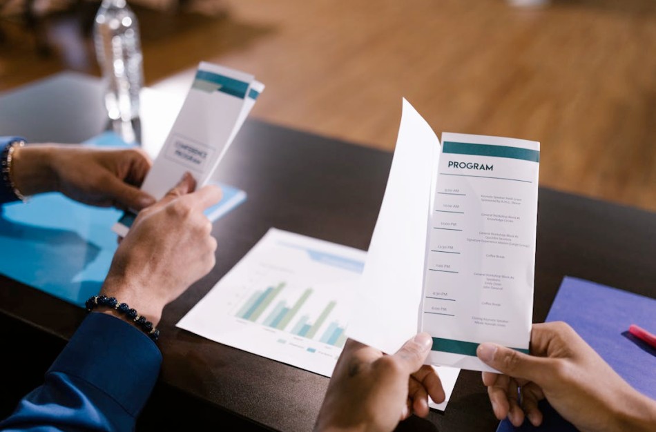 Biuro spausdintuvas 2025-aisiais: ką turi mokėti įrenginys, kuris neerzina