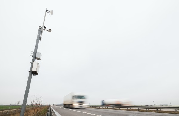 Pastebėjus tokį įrenginį ragina nenustebti: „Via Lietuva“ paaiškino, kokius duomenis jis renka