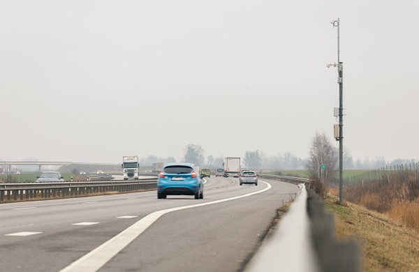 Pastebėjus tokį įrenginį ragina nenustebti: „Via Lietuva“ paaiškino, kokius duomenis jis renka