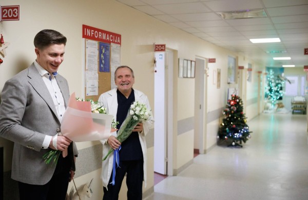 Pasveikintas pirmasis šiais metais Jonavos ligoninėje gimęs kūdikis