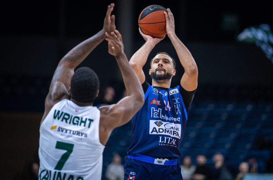 Amerikietis puolėjas palieka Jonavos klubo gretas