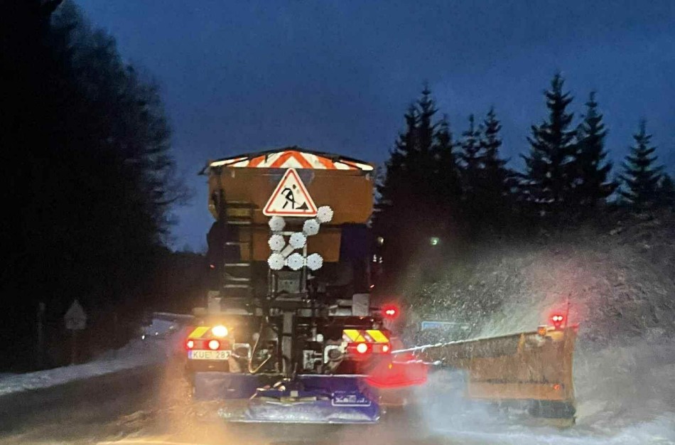 Kelininkai pasidalijo, kokios eismo sąlygos laukia