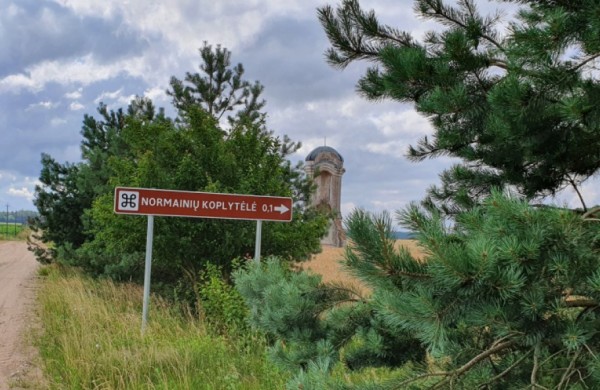 Normainių paminklas žuvusiems už laisvę - bendruomenės prašymas ir savivaldybės atsakymas
