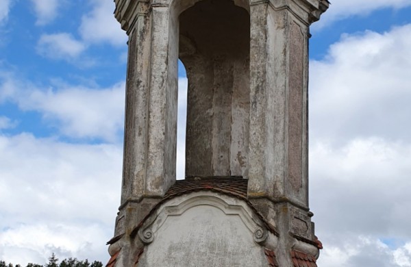 Normainių paminklas žuvusiems už laisvę - bendruomenės prašymas ir savivaldybės atsakymas